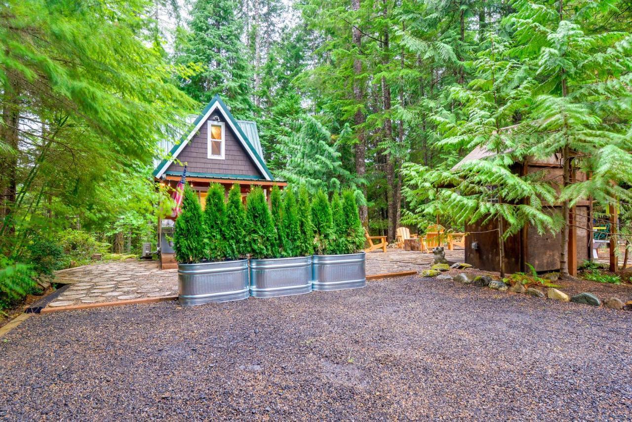 Adorable A-frame Cabin, Steps To Cushman! *